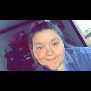 Meet your Posher, Mckenzie